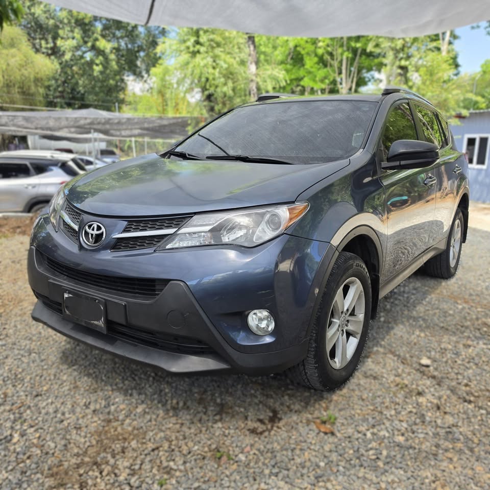 1 Toyota RAV4 AWD 4x4 2014 - Imagen 1