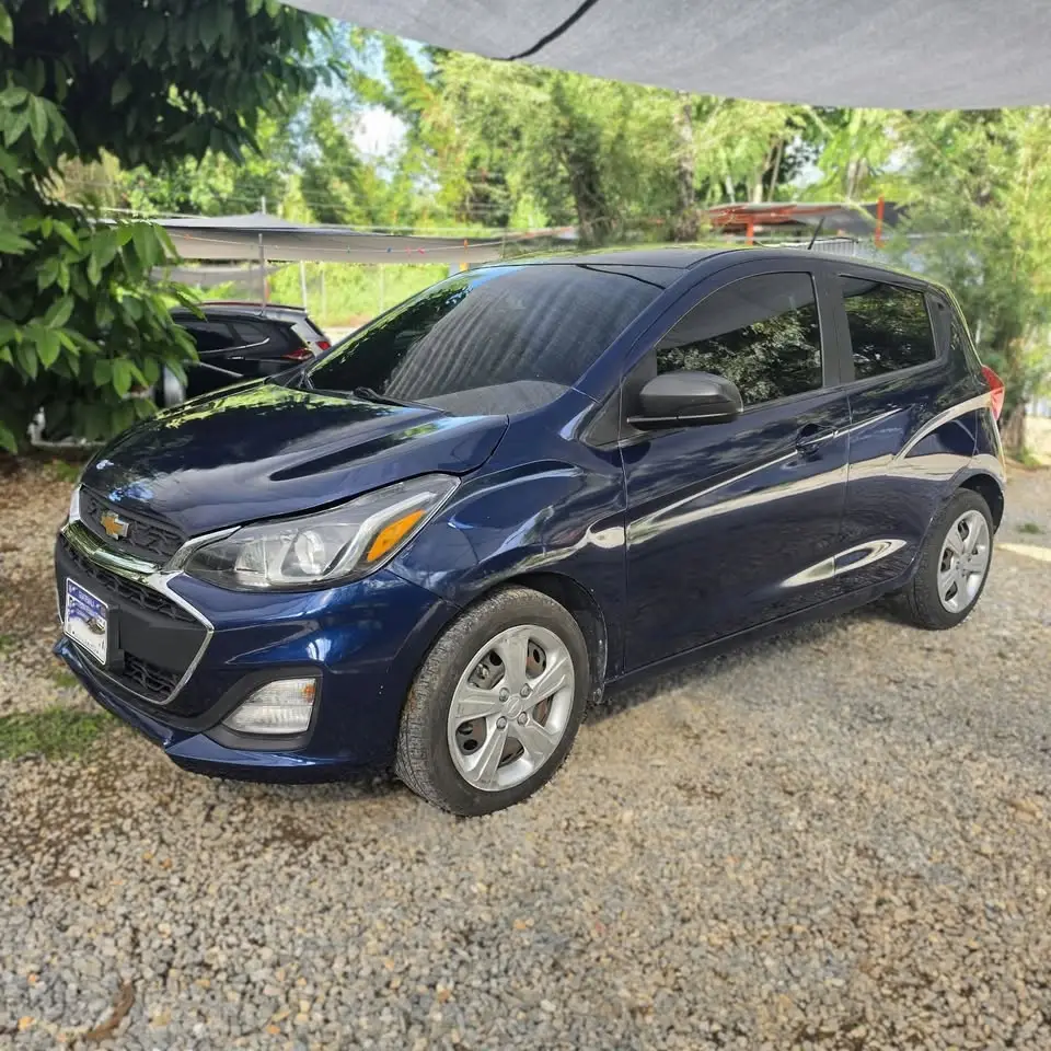 3 Chevrolet Spark LS 2022 - Imagen 1
